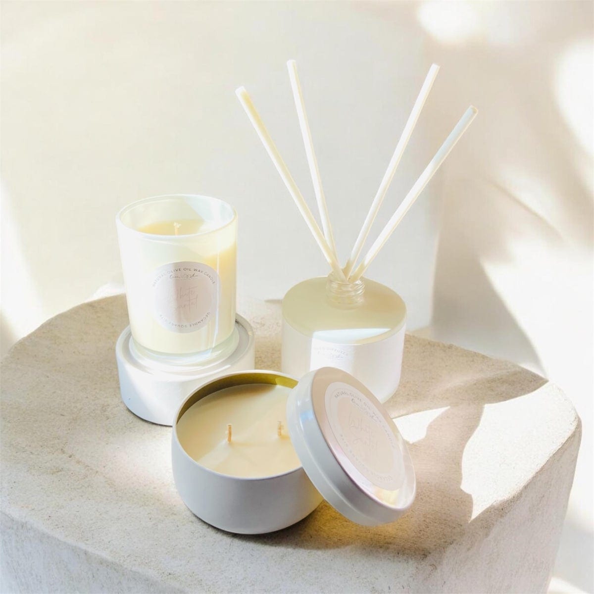 White Santal (contains essential oils)